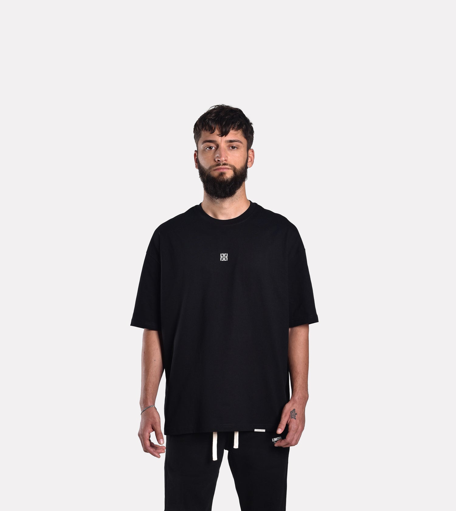 Model Image Default