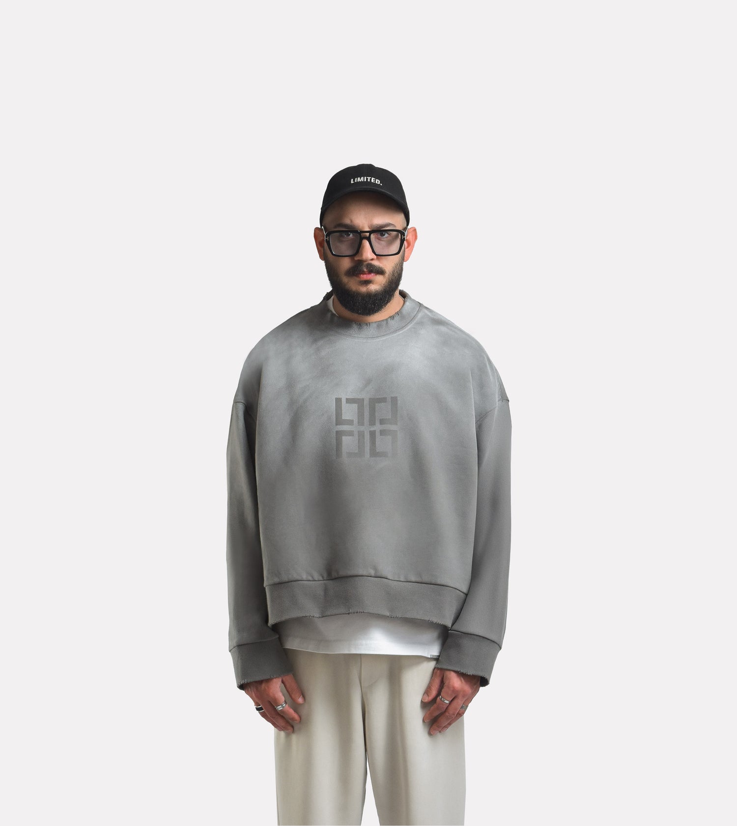 Model Image Default
